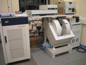 e580 here small